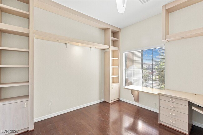 Building Photo - 10548 Findlay Ave