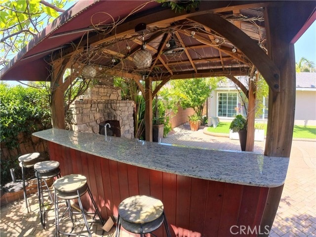 Building Photo - 1228 E Greenview Dr