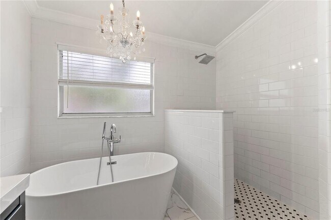 Building Photo - 9307 Poplar Creek Ct
