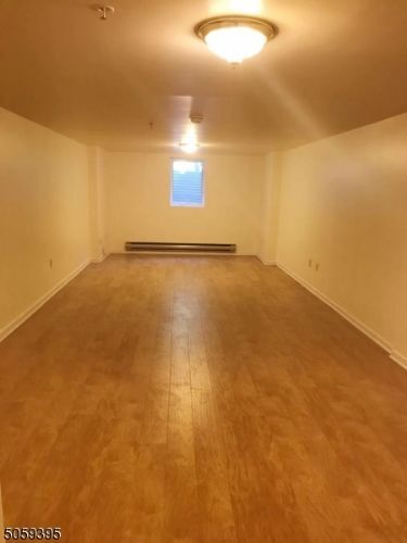 Building Photo - 188 Riveredge Dr