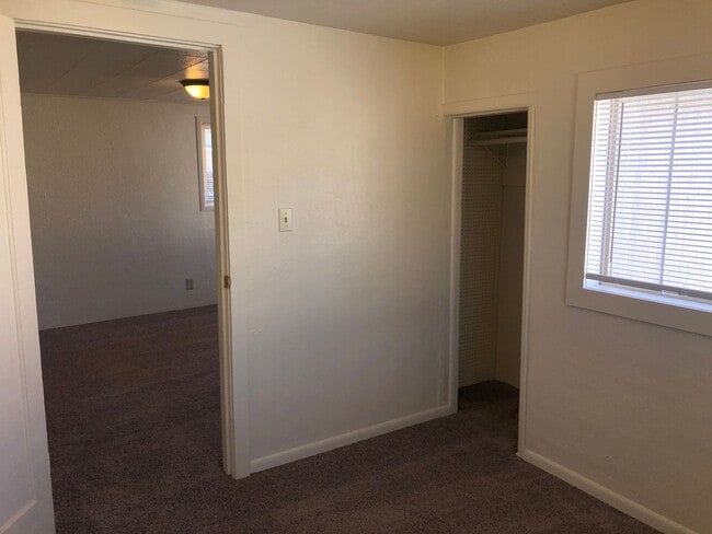 Building Photo - 2Bd/1Ba Renton House