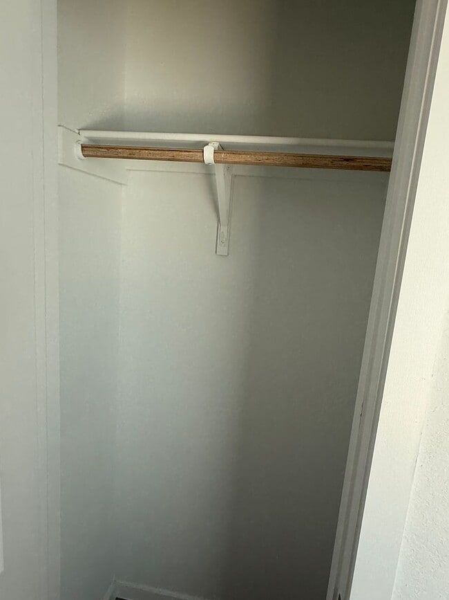 Building Photo - Tres Laurels-Wellton