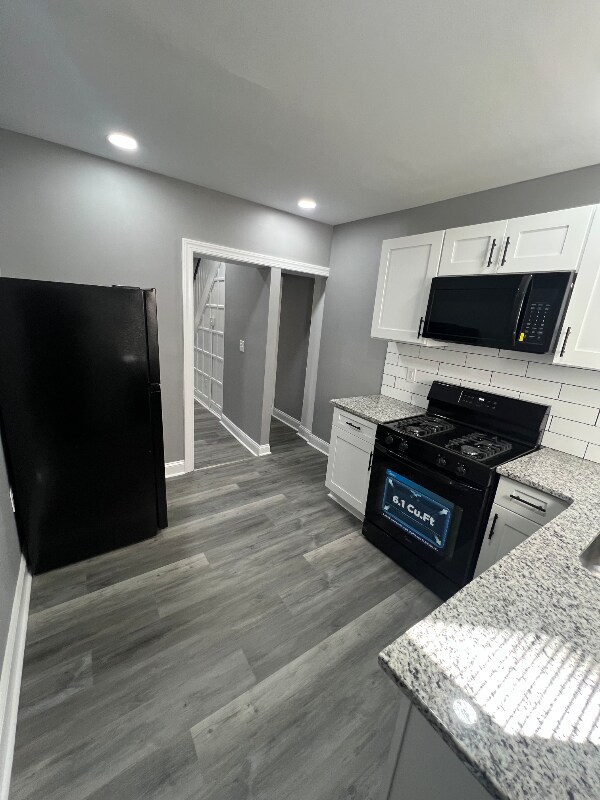 Building Photo - 510 McClellan St