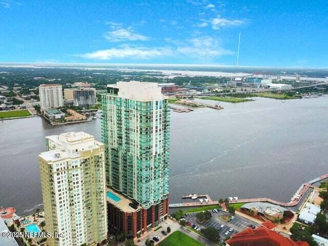 Building Photo - 1431 Riverplace Blvd