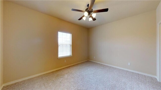 Primary Photo - 103 Kimber Ln