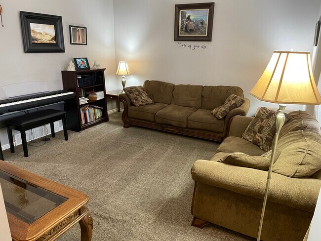 Building Photo - 5942 S 3975 W