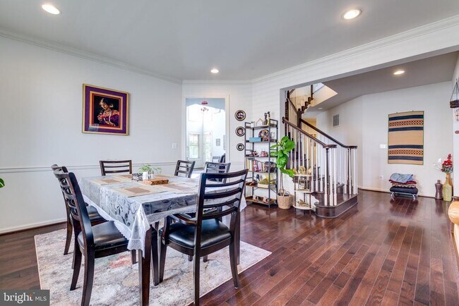 Building Photo - 23582 Prosperity Ridge Pl