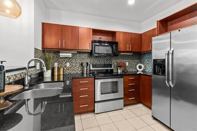 Building Photo - 390 17th St NW