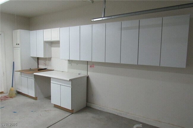 Building Photo - 7816 Brookfield Cove Ave