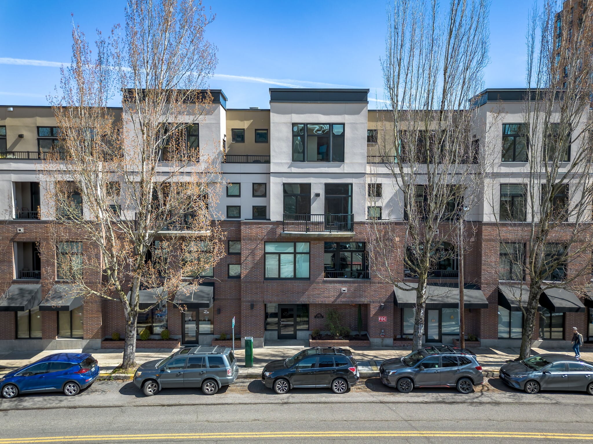 Building Photo - 618 NW 12th Ave