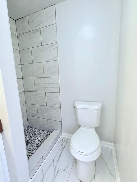 Building Photo - 280 Timber Creek Ln SW