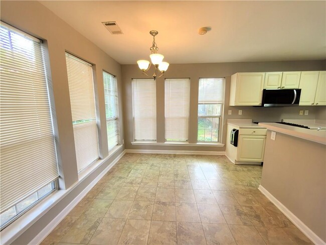 Building Photo - 873 Ashwood Walk