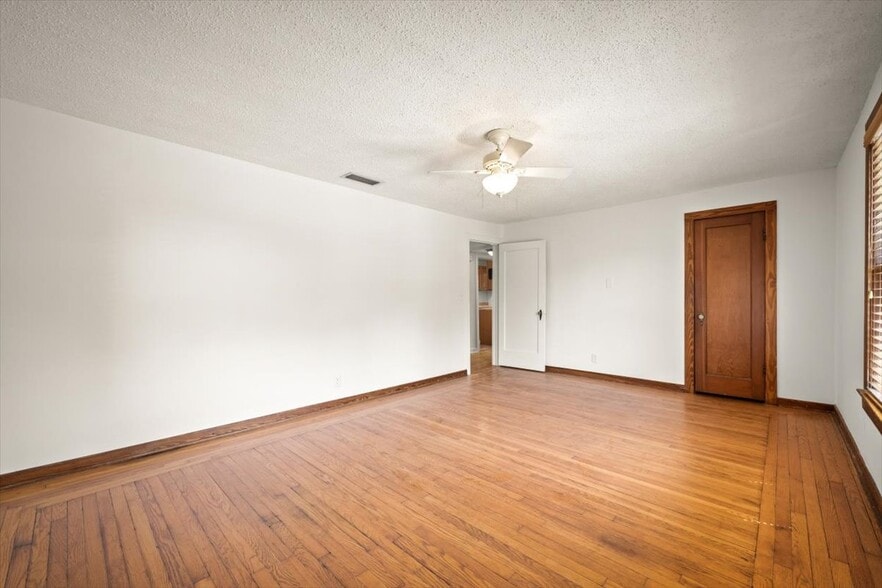 Building Photo - 4315 Antisdale St