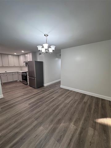 Building Photo - 2553 Wicker Ave