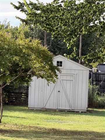 Building Photo - 2517 Willow Oak Ln