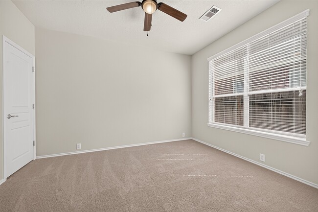 Building Photo - 24518 Carlton Springs Ln