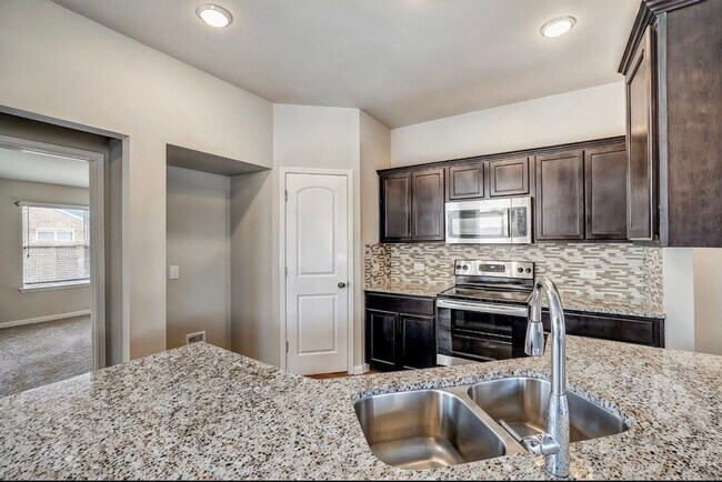 Building Photo - 3031 Dade Loop