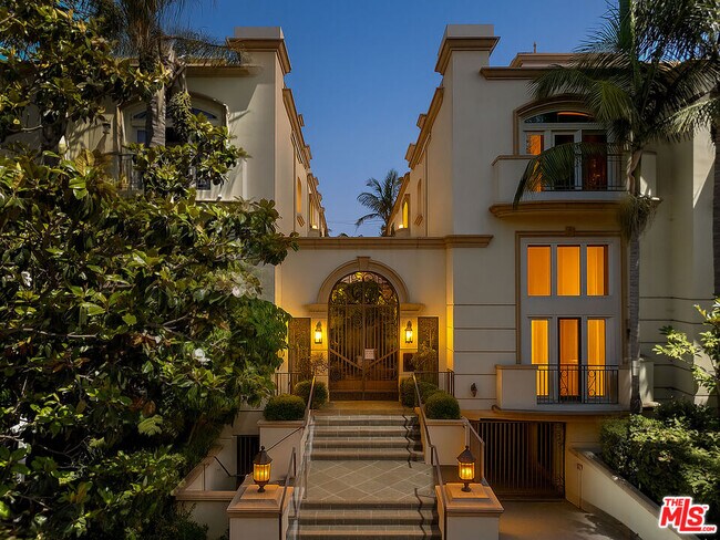 Building Photo - 11974 Mayfield Ave