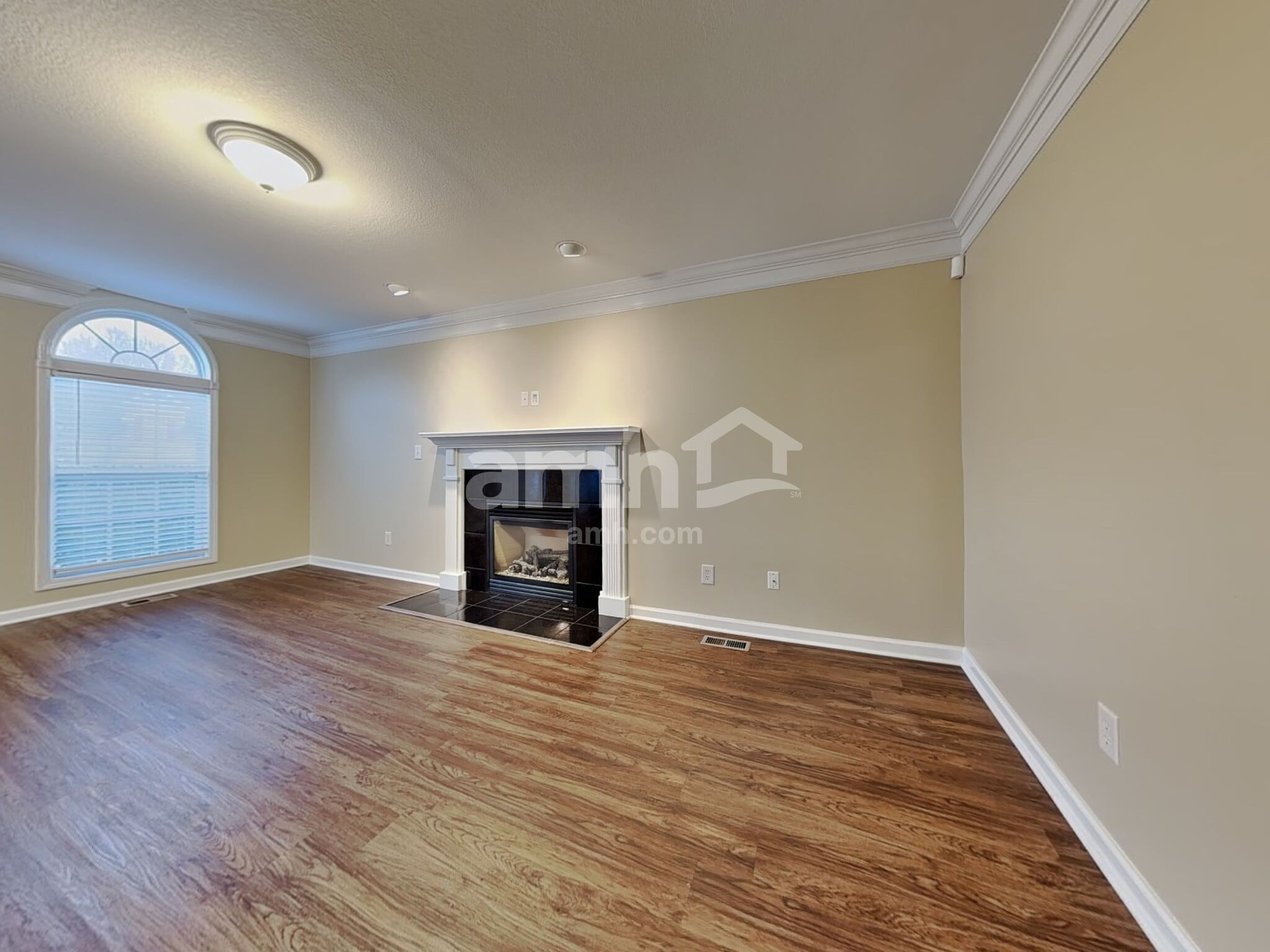 Building Photo - 5523 Golden Gate Rd