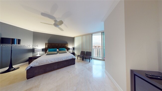 Building Photo - 3101 S Ocean Dr