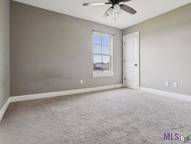 Building Photo - 40524 Sage Field Ct