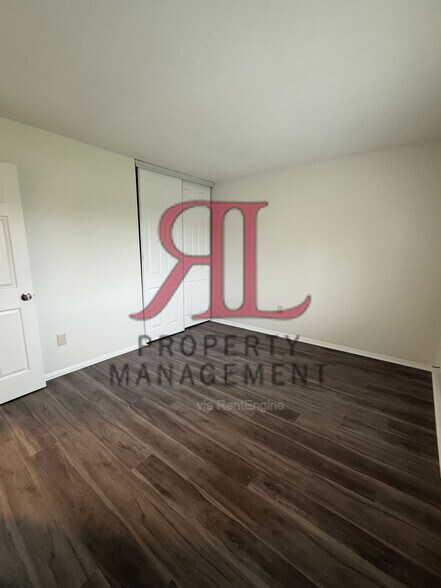 Building Photo - 155 N 17th St