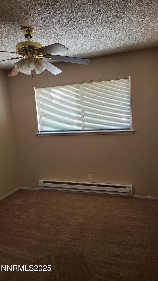 Building Photo - 5031 Catalina Dr