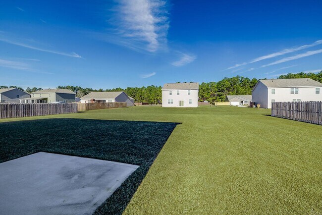 Building Photo - Spacious 5BR Home with Loft & Smart Features in Rincon