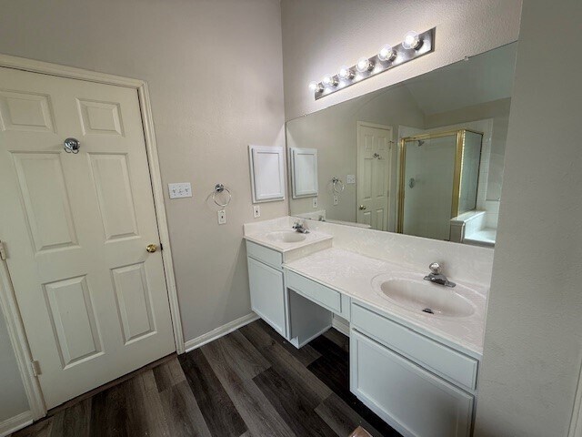 Building Photo - 6022 Mettler Ln