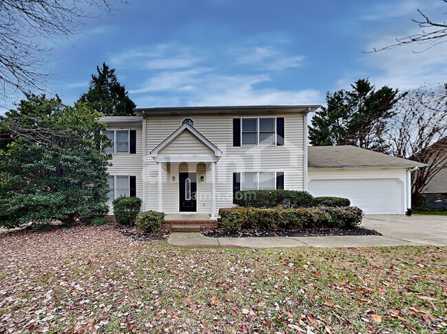Primary Photo - 204 Hardwood Road