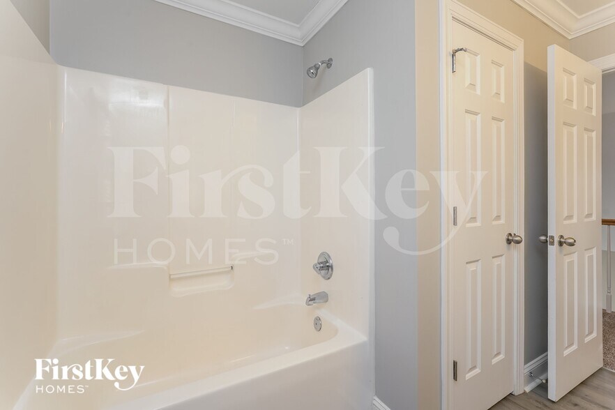 Building Photo - 118 Hagen Rd