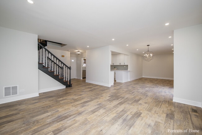 Building Photo - 1623 Southampton Ct