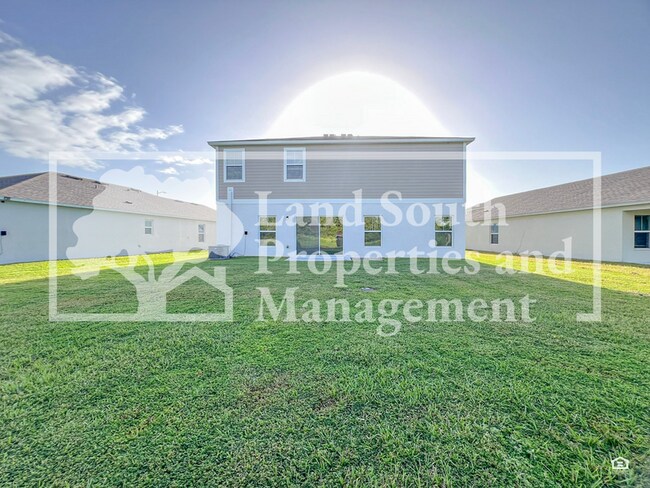 Building Photo - 5484 Siltstone St