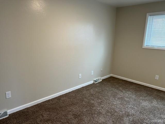 Building Photo - 4682 S Lewiston Way