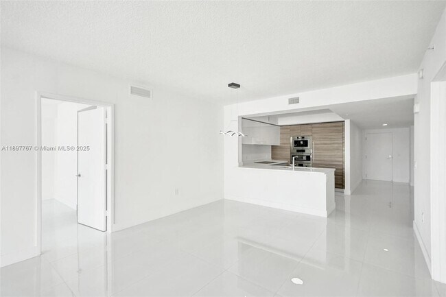 Building Photo - 330 Sunny Isles Blvd
