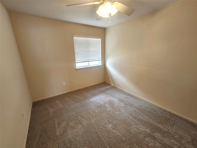 Building Photo - 11620 Paul E Anderson Dr