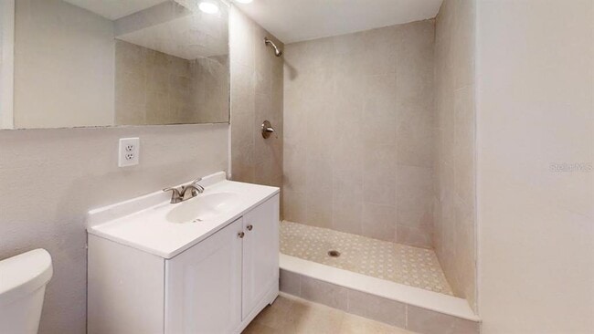 Building Photo - 7834 Birchwood Dr