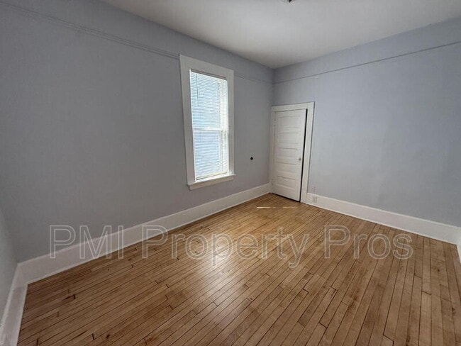 Building Photo - 3109 W Walnut St