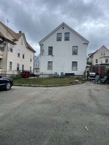 Building Photo - 77 Agawam St