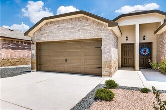 Building Photo - 1112 Renee Way