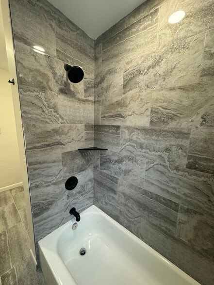 New Tub/shower - 2201 Coral St