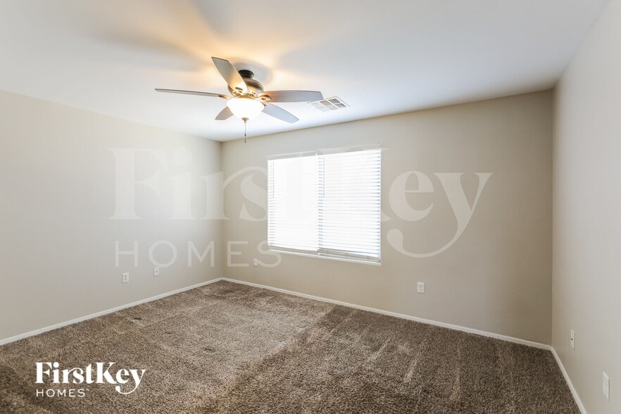 Building Photo - 10721 E Sanctuary Ridge Ln