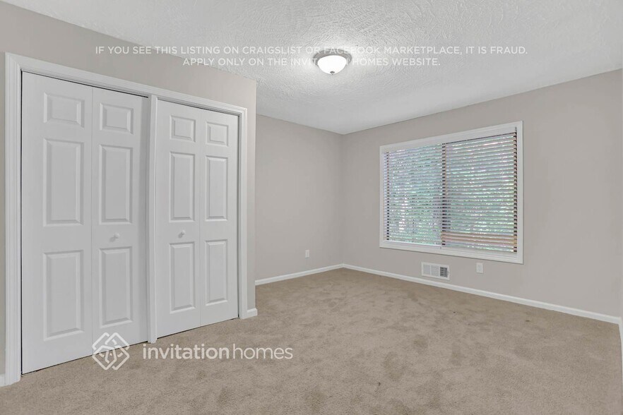 Building Photo - 5001 Post Rd Pass