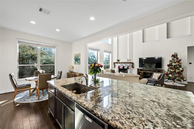 Building Photo - 5221 Cedro Elm Dr