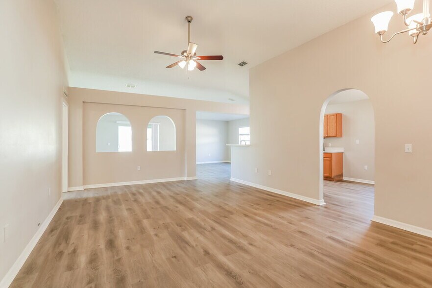 Building Photo - 1812 Norseman Ct