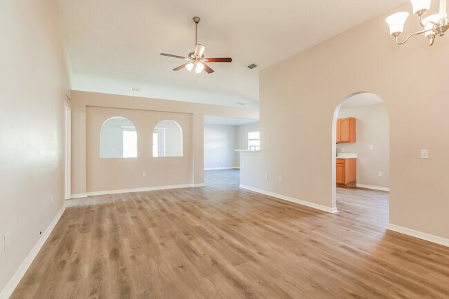 Building Photo - 1812 Norseman Ct