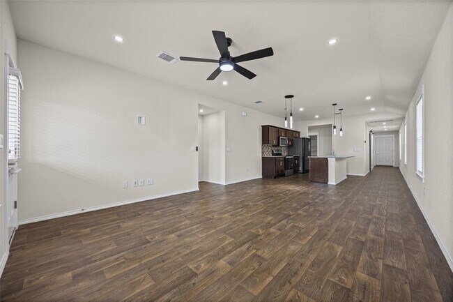 Building Photo - 11801 Rush Ln