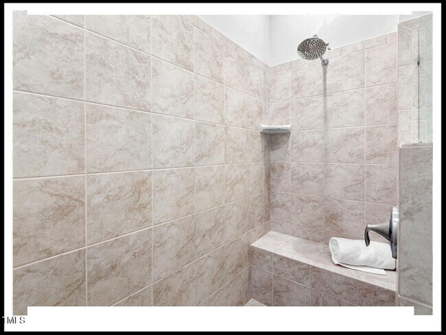 Building Photo - 153 Abercorn Cir