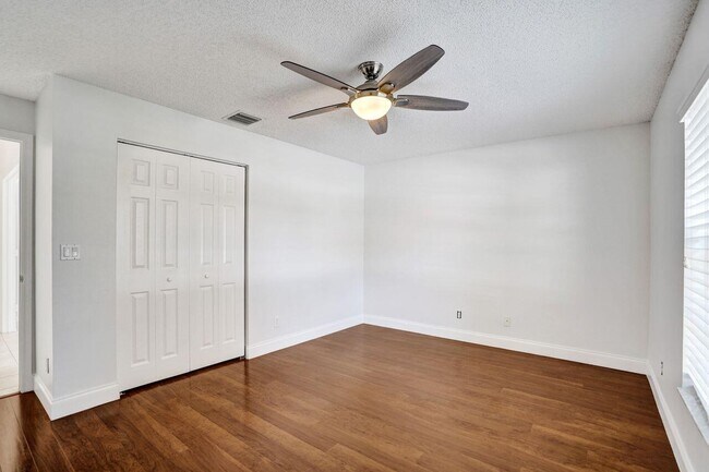 Building Photo - 5069 Toscana Trail