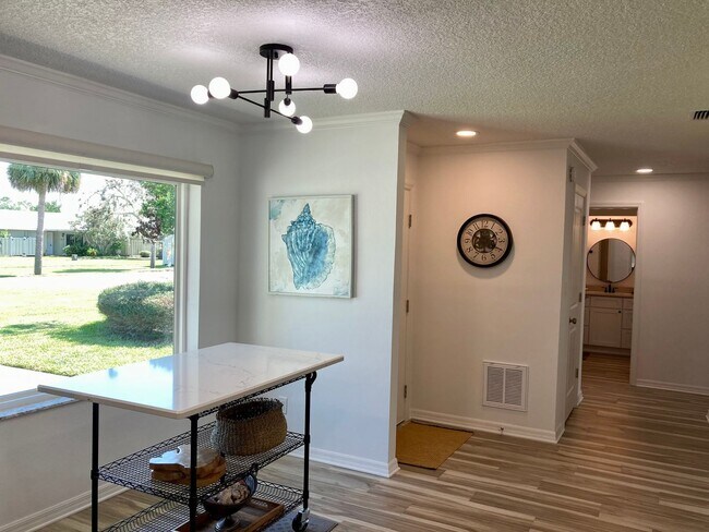 Building Photo - Completely remodeled waterfront condo!